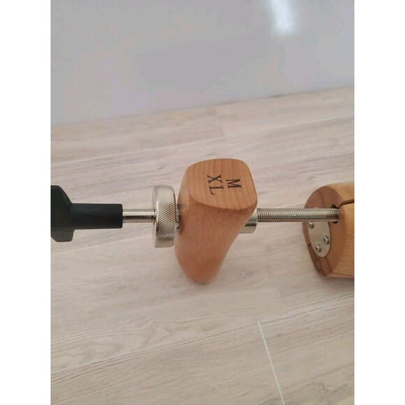 FootFitter Professional Shoe Stretcher Pair Mens M/Xl Plugs For Holes Not Includ - Picture 6 of 13